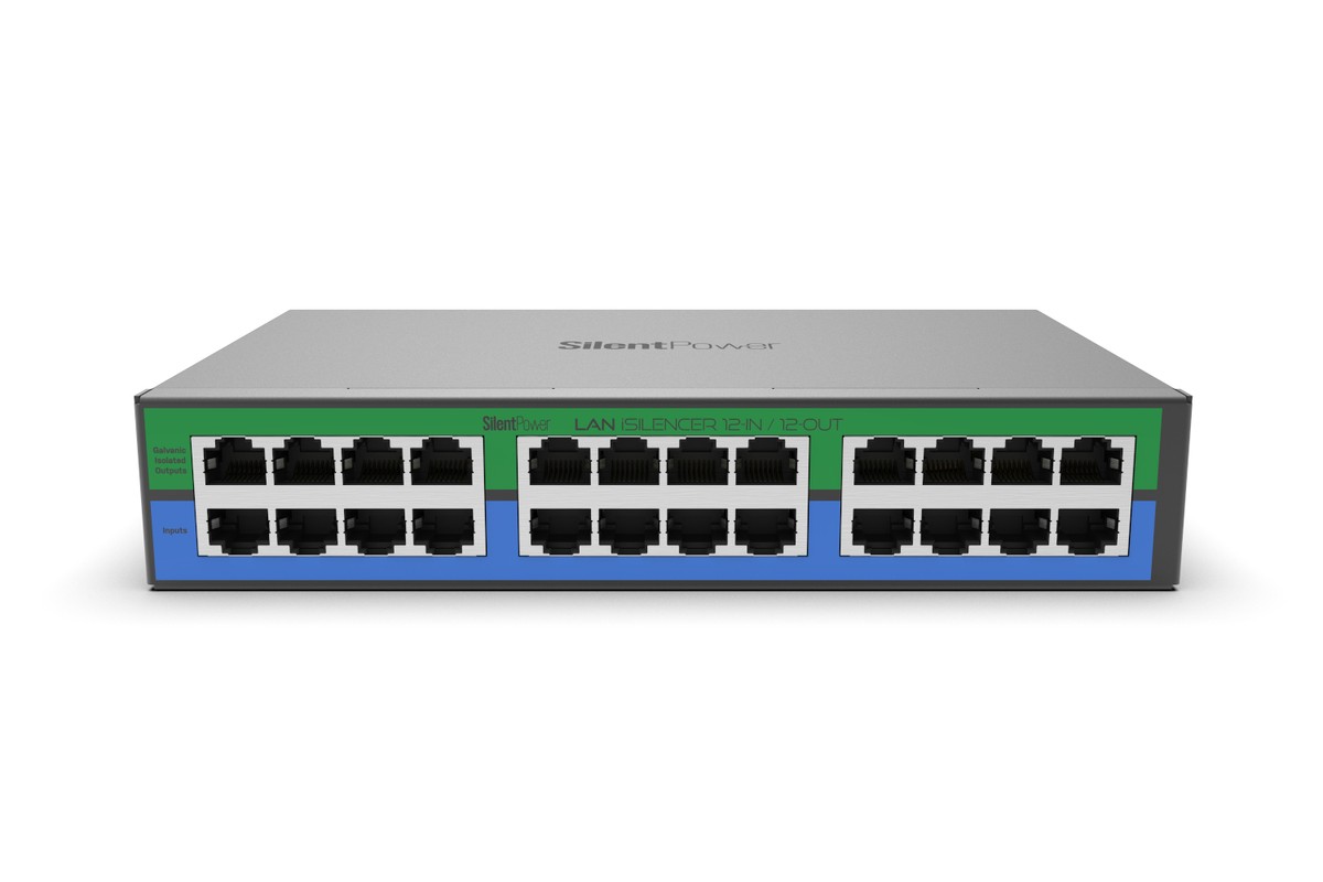 SilentPower LAN iSilencer 12-In + 12-Out vu de trois quarts