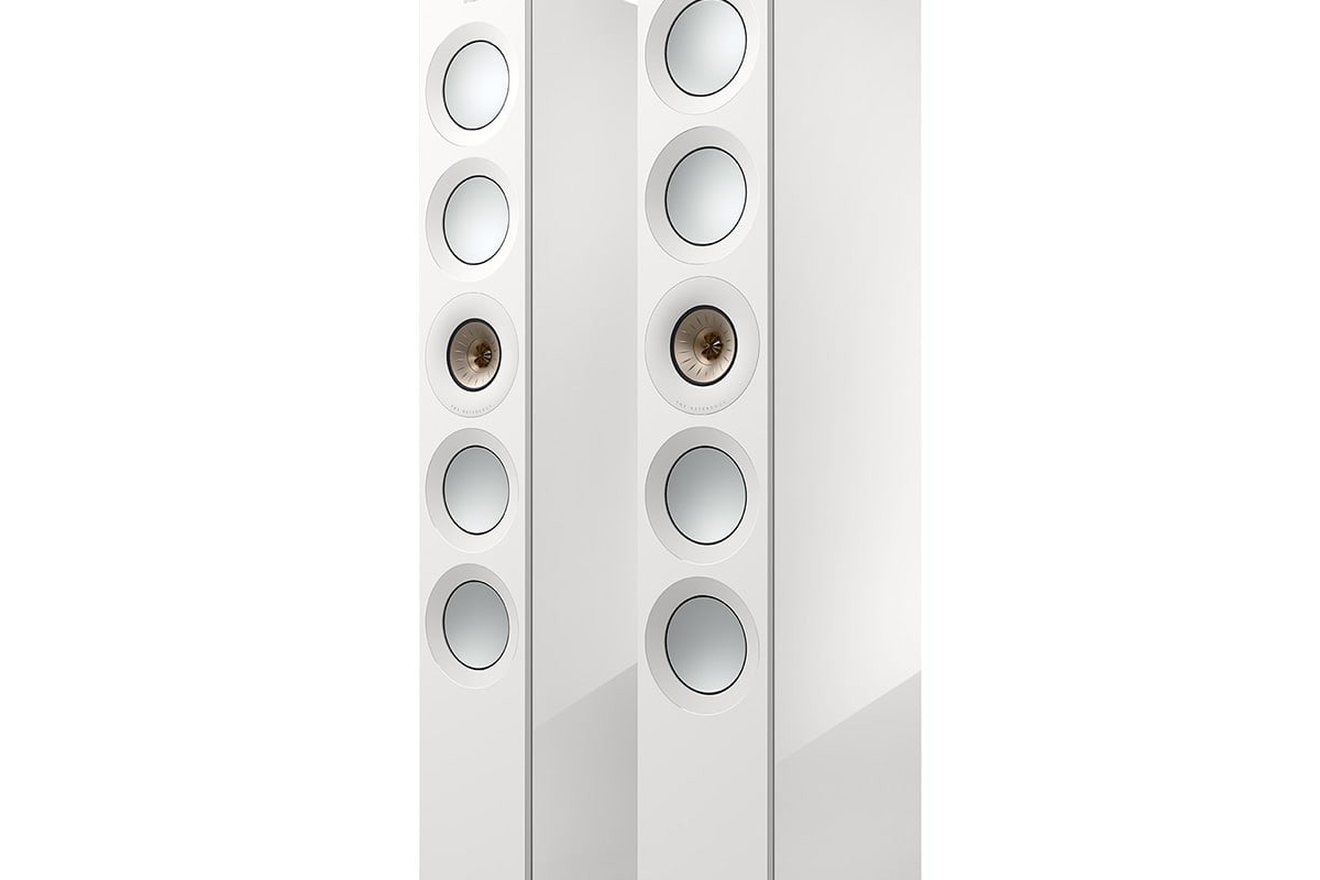Colonne trois voies vue de trois quarts, finition blanc brillant