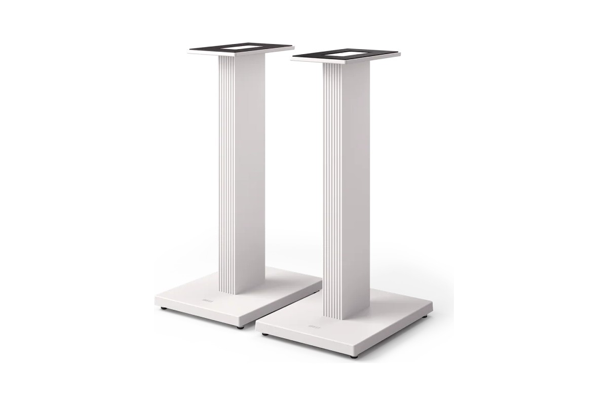 Due supporti bianco minerale, colonna rigata e base piatta