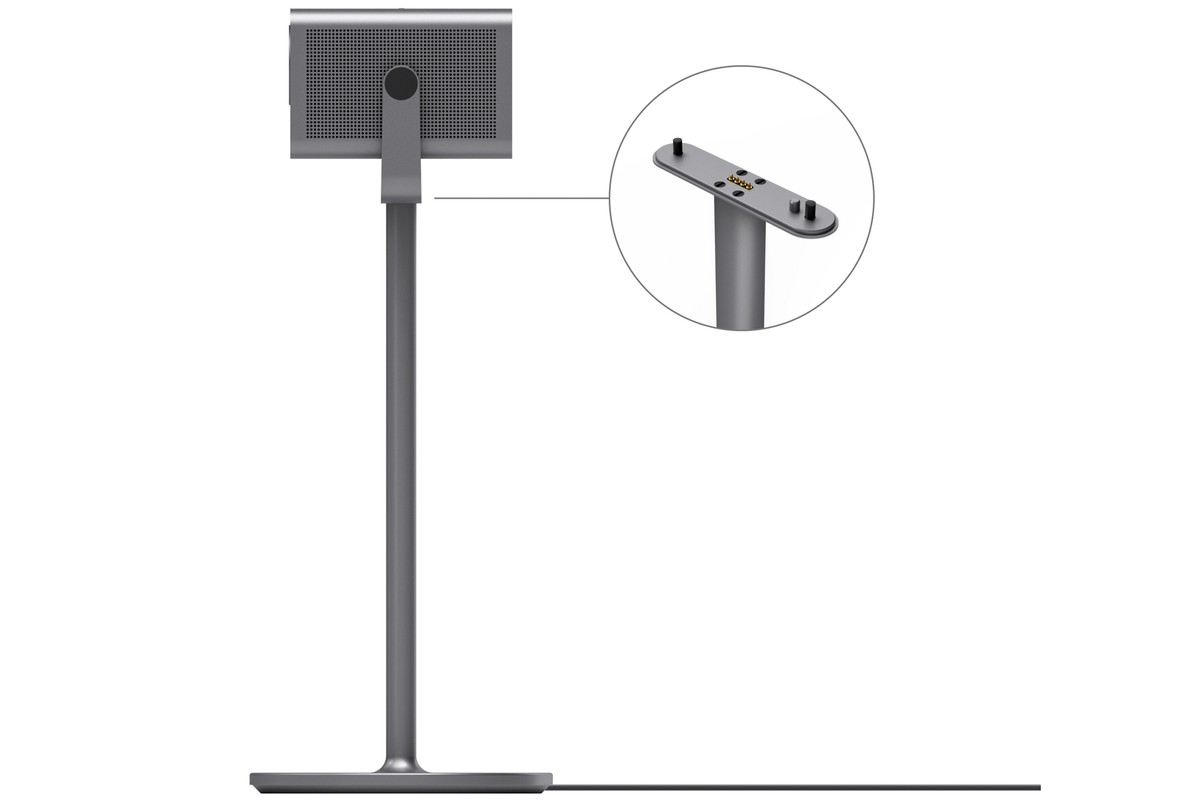 Complete floor stand with projector and cable on the floor, inset detail of the plate
