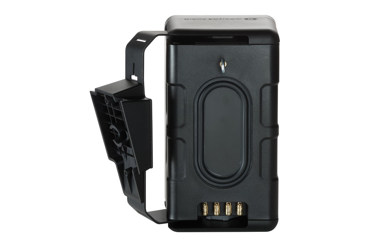 Black rear panel with its four terminals