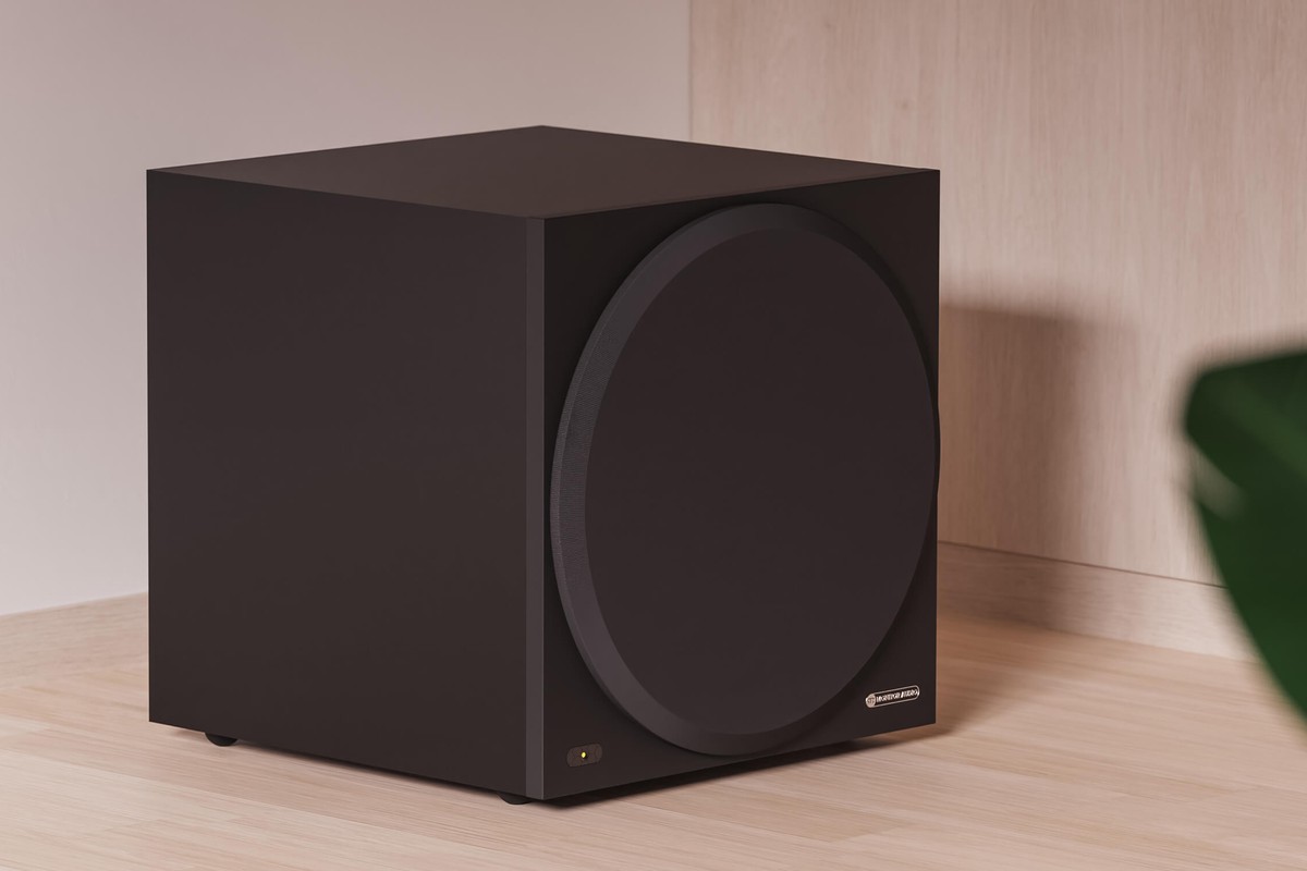 Vestra W15 subwoofer in a living space