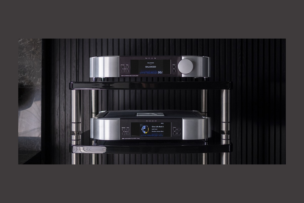 Lecteur réseau et convertisseur Moon 681 dans un système hi-fi