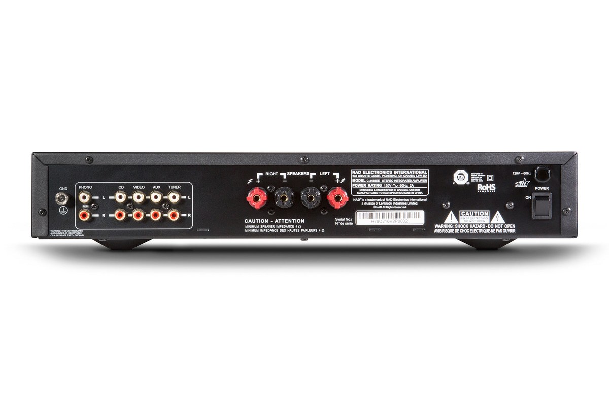 Rear panel: MM phono input, four RCA line inputs and speaker terminals