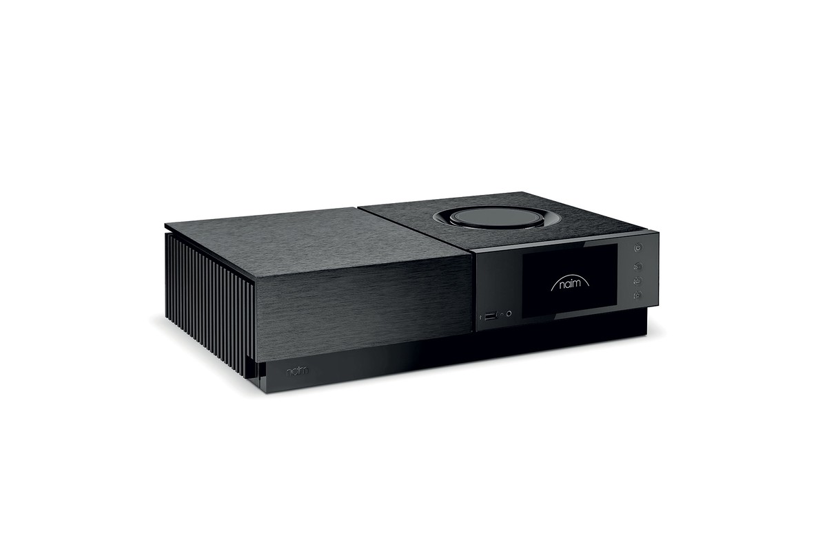 Naim Uniti Nova Power Edition vu de trois quarts sur fond blanc