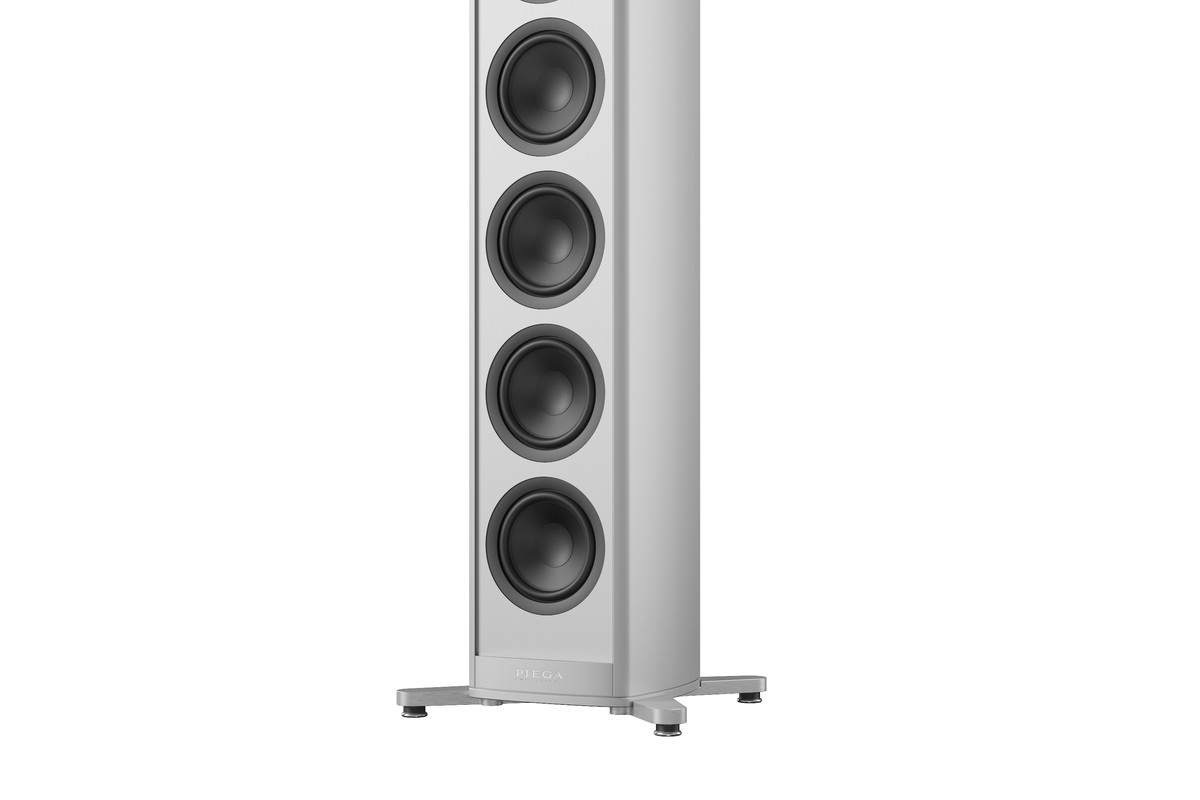 Enceinte Premium 801 blanche posée sur le socle LTD gris