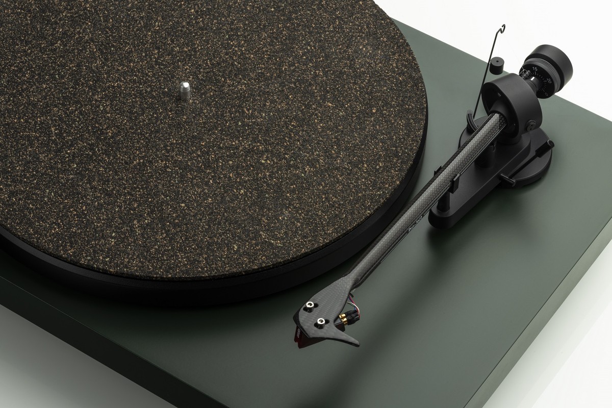 Brown mat on a green turntable