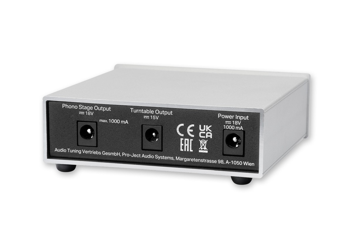 Face arrière avec sorties 15 V et 18 V