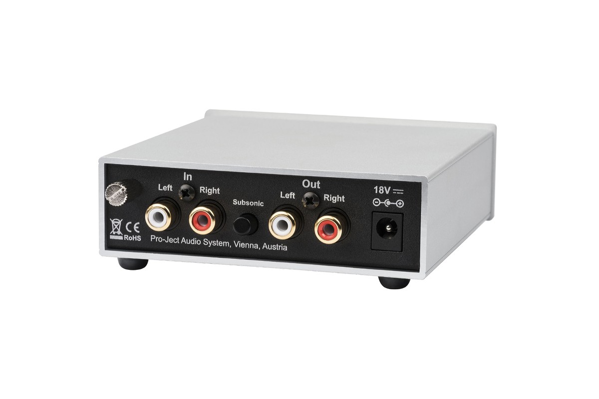 Silver rear panel with RCA sockets and subsonic switch