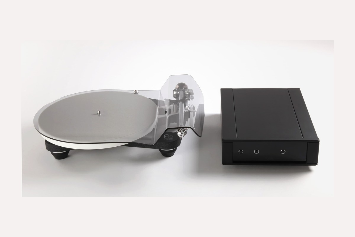 Platine et son alimentation P10 dédiée