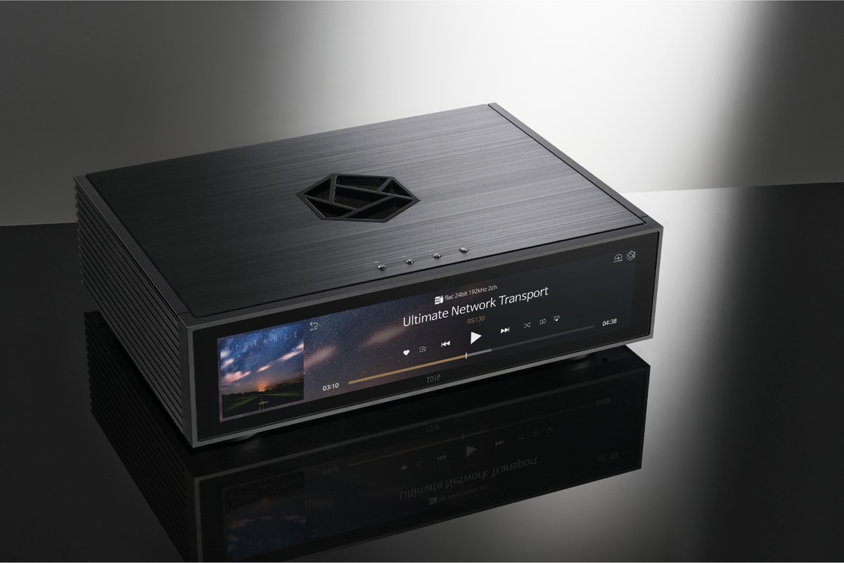 HiFi ROSE RS130 noir posé sur une surface réfléchissante