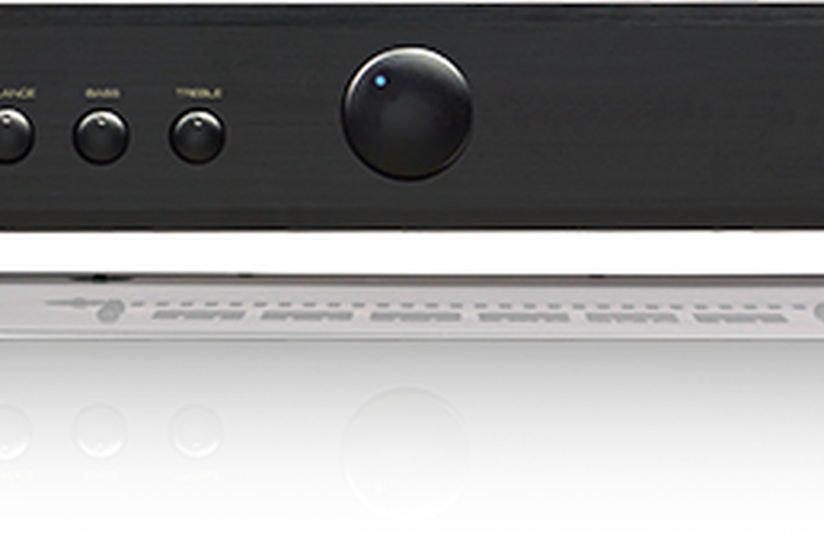 Amplificateur intégré Rotel A10 MKII vue de face
