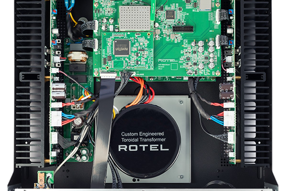 Amplificateur RAS-5000 en situation