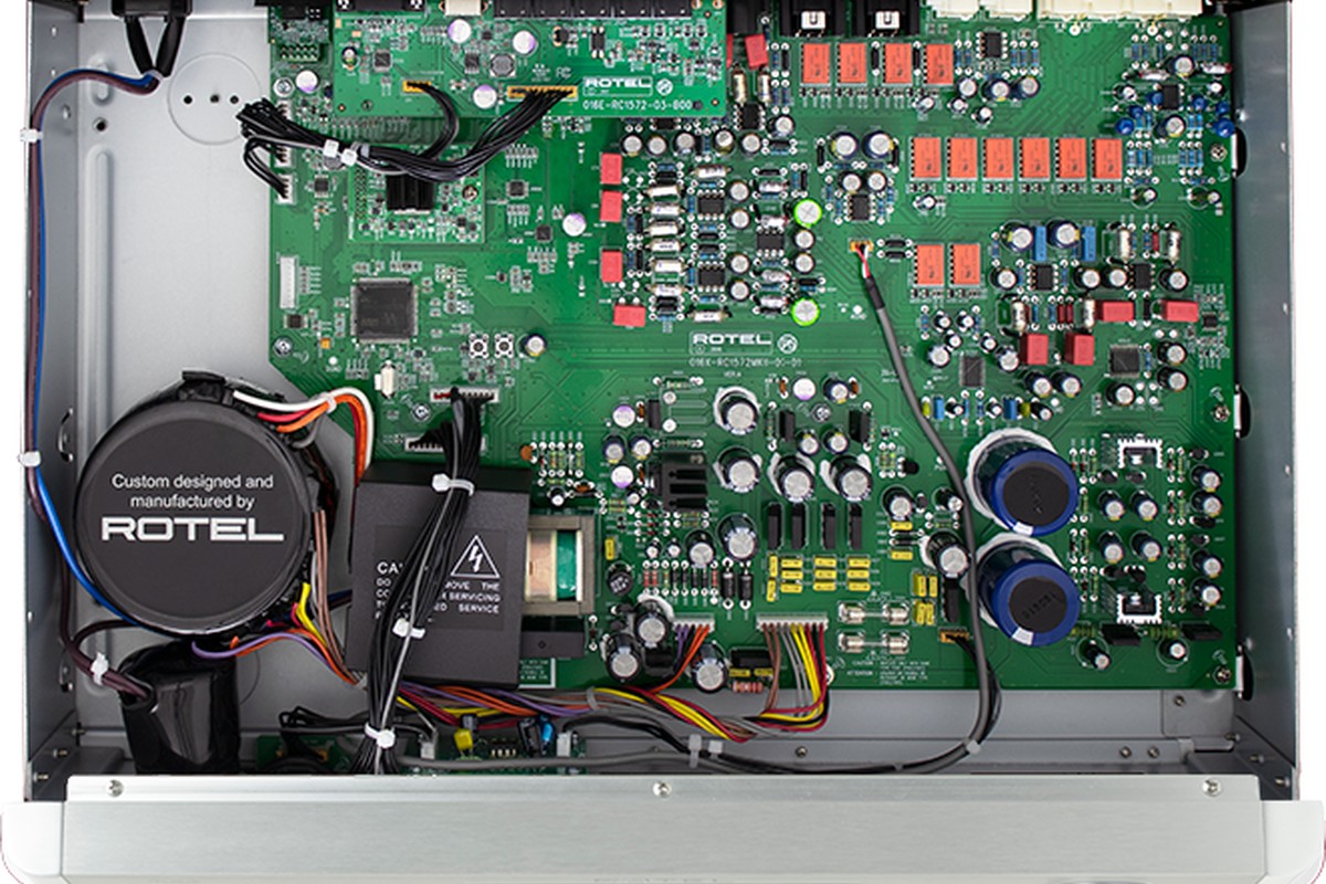 Bluetooth et entrée phono arrière