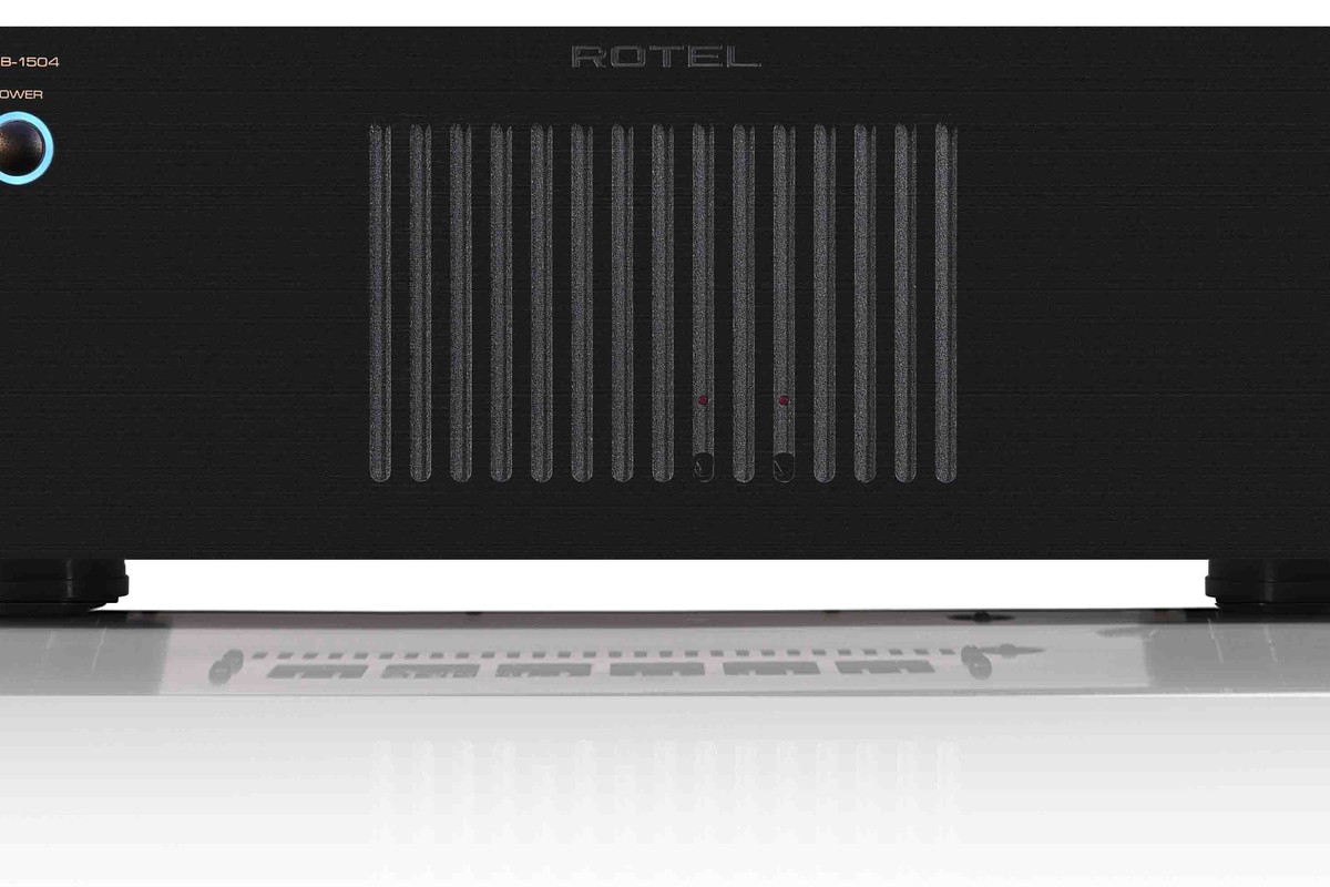 Amplificateur de distribution Rotel RMB-1504 vue de face