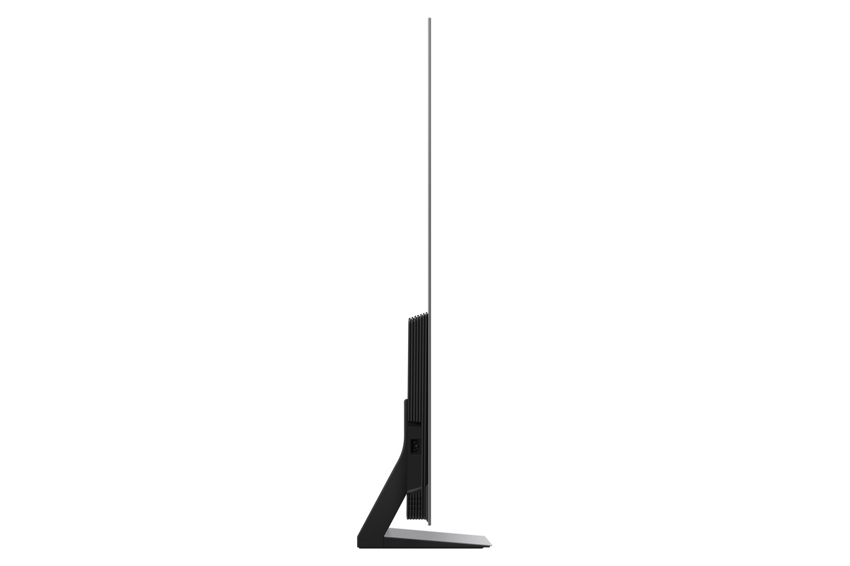 Side profile of the television, 39.9 mm thick without stand