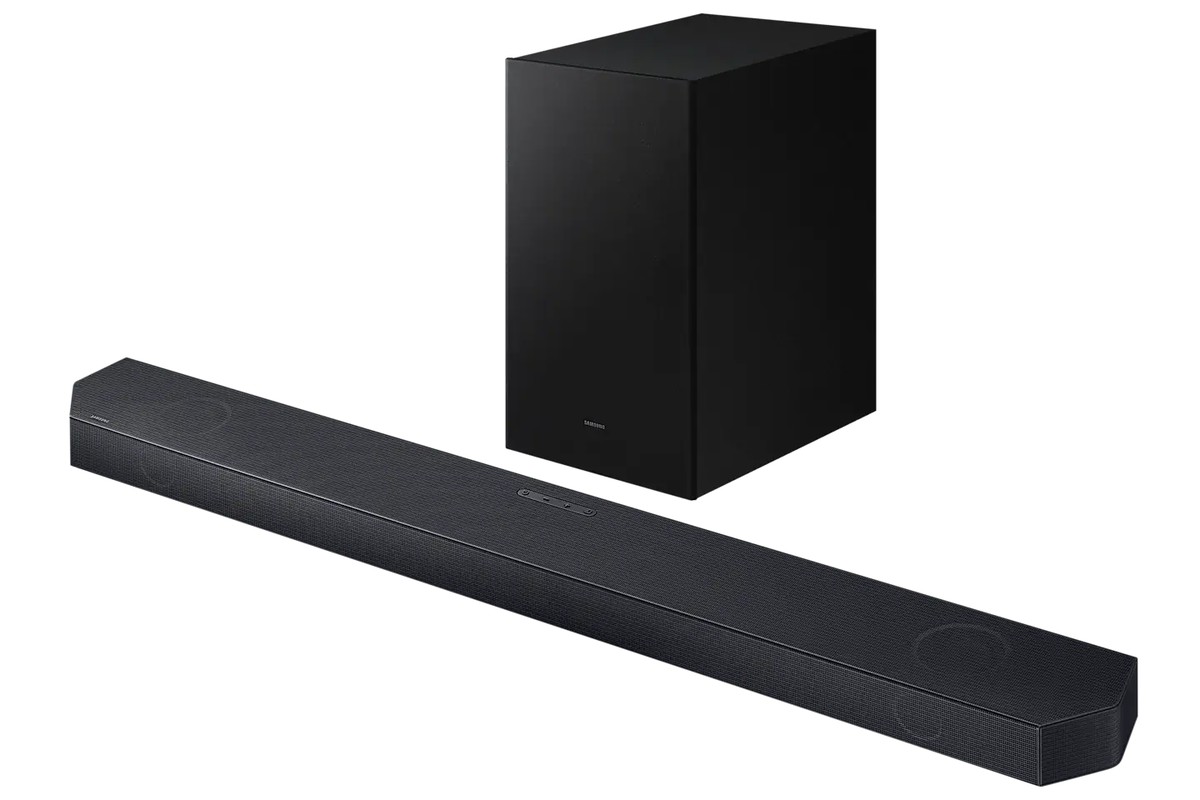 Barre de son Q600H de la série Q sous un téléviseur