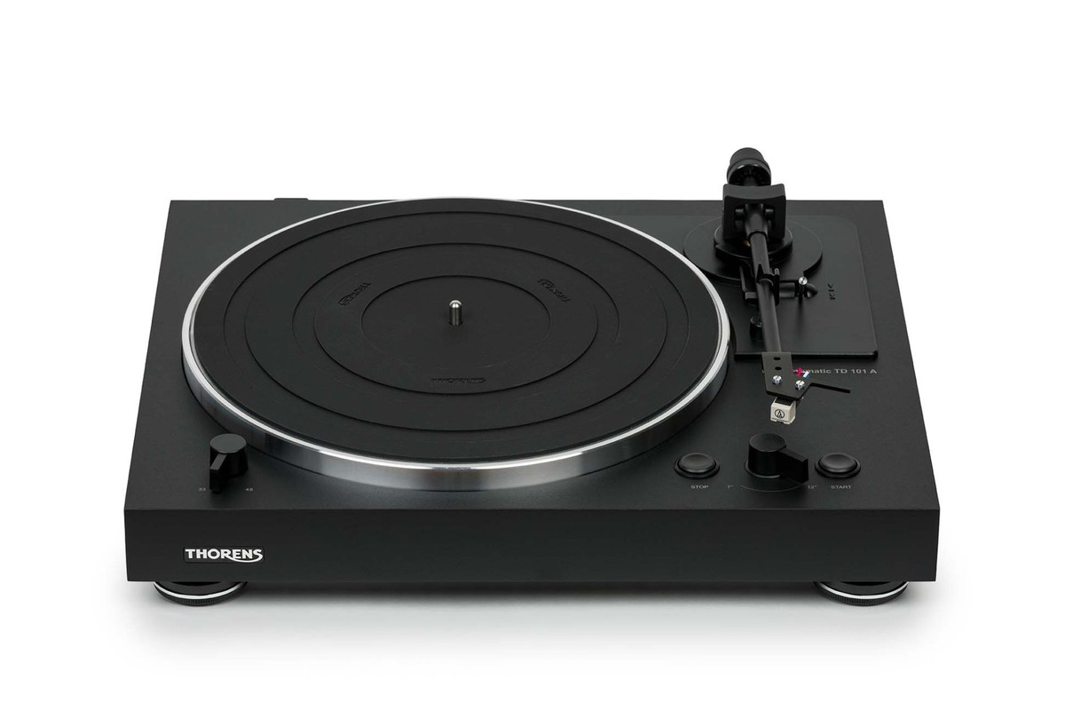 Complete turntable with cover