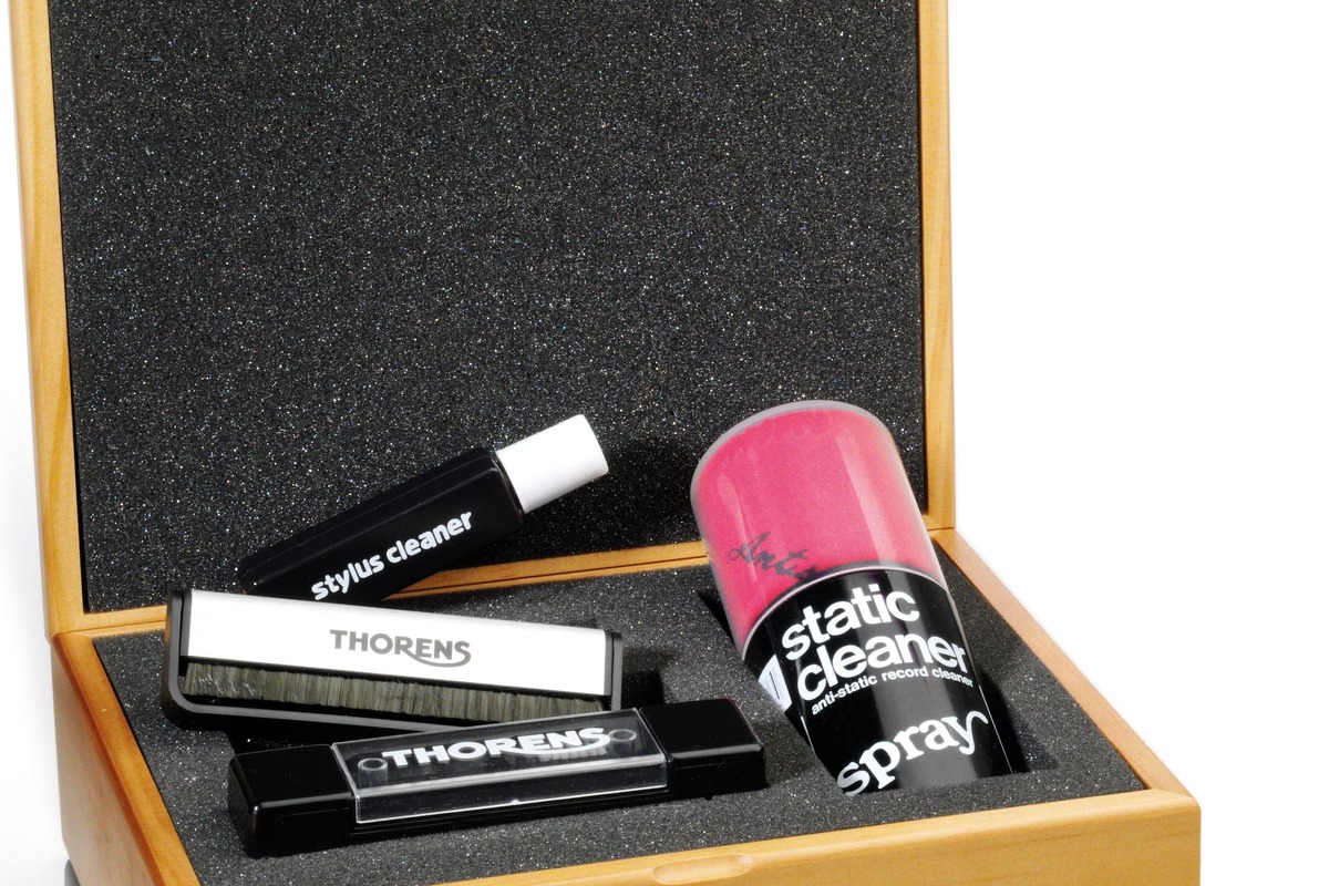 Les quatre accessoires dans leur logement