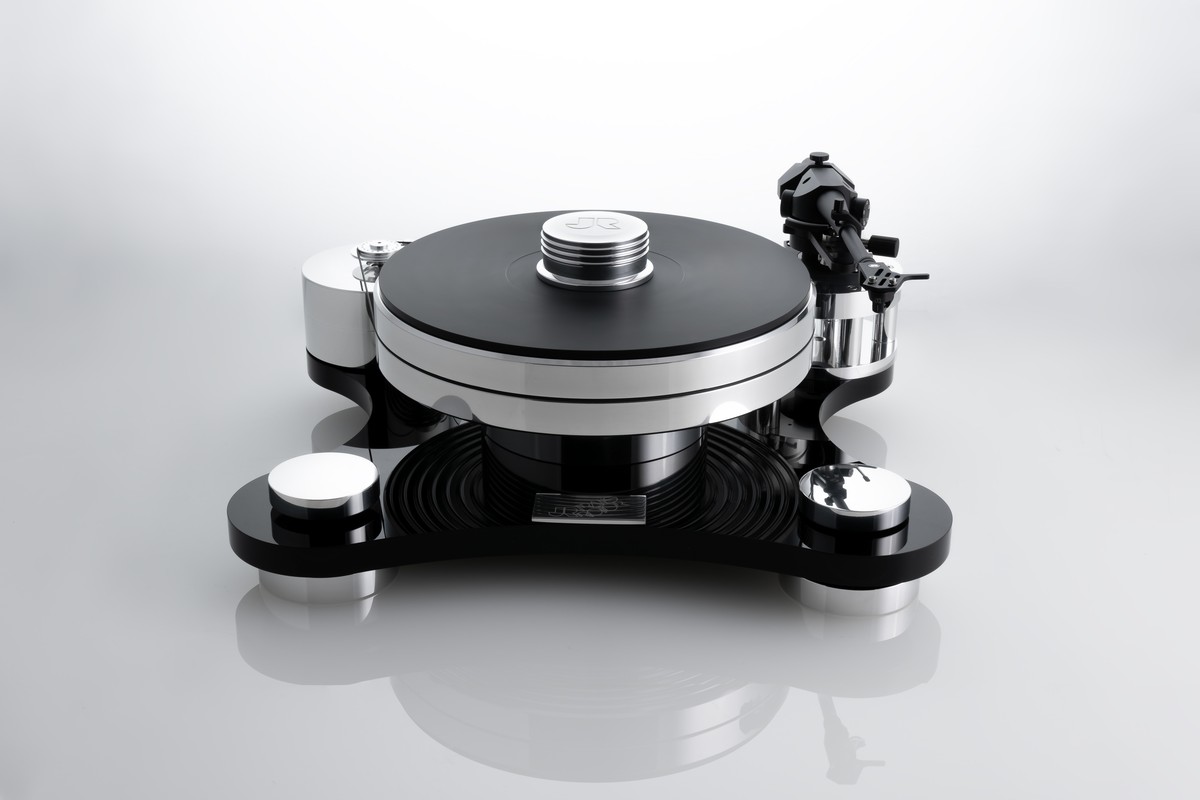 Cartridge and aluminium record clamp