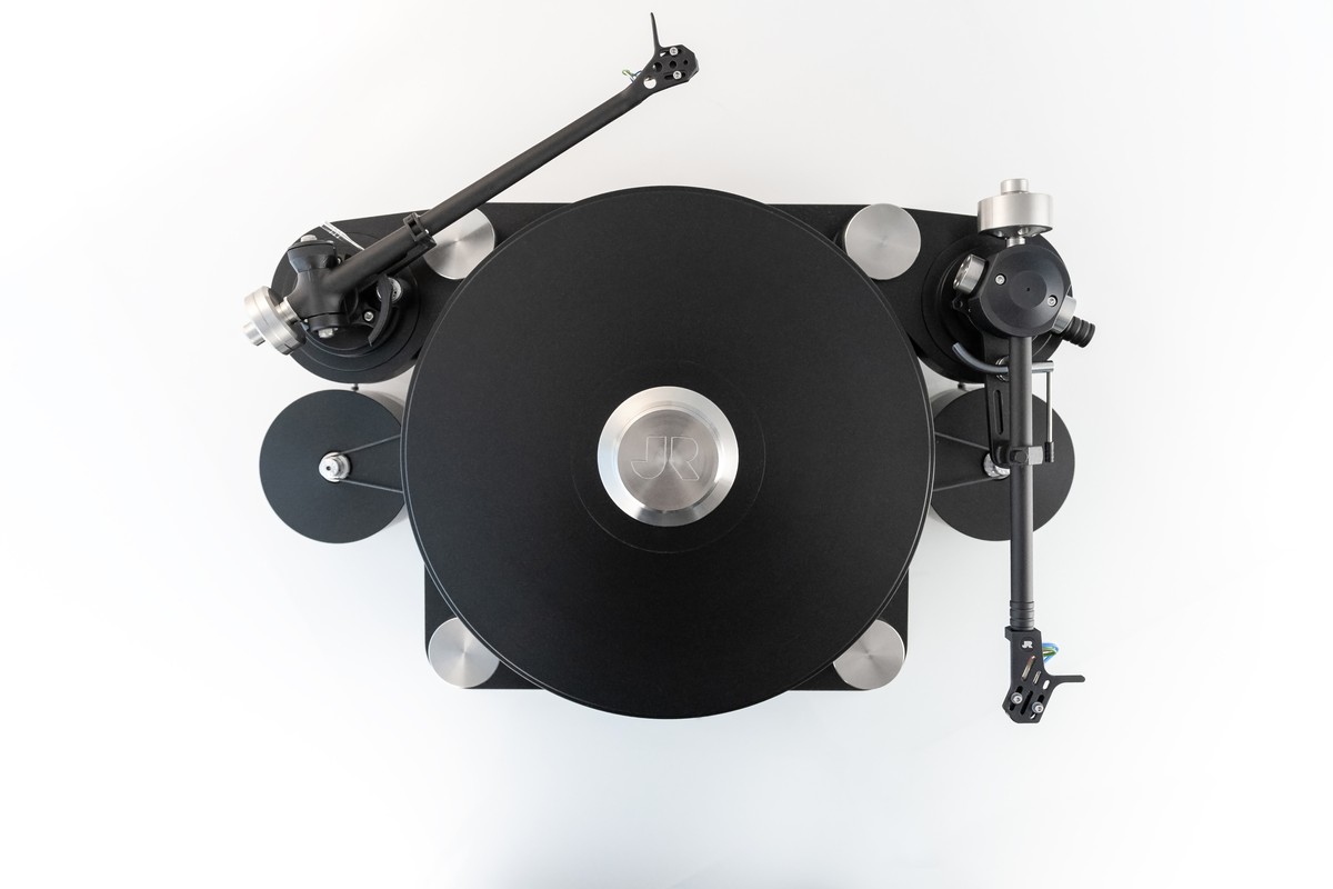 Fitted cartridge and steel clamp