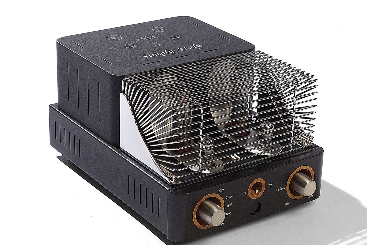 Amplificateur avec sa cage de protection des tubes