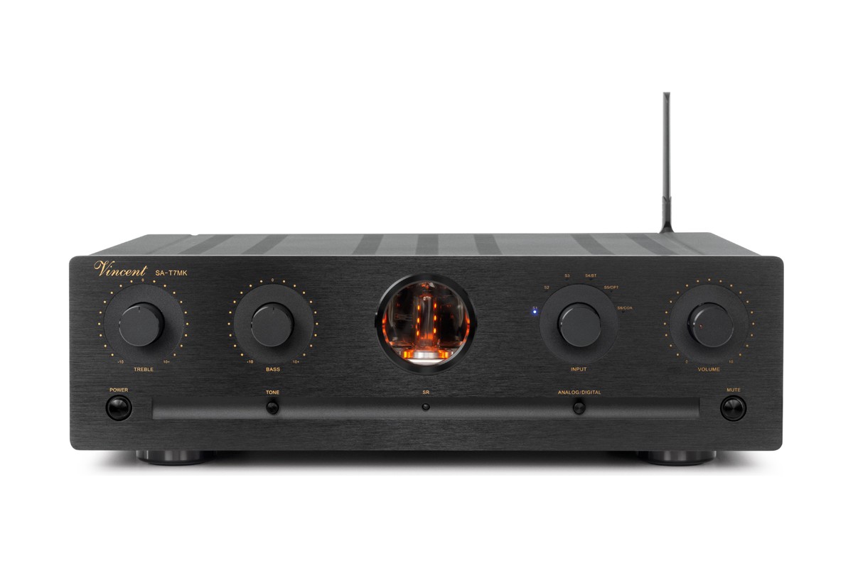 Black front panel of the preamplifier, tubes visible