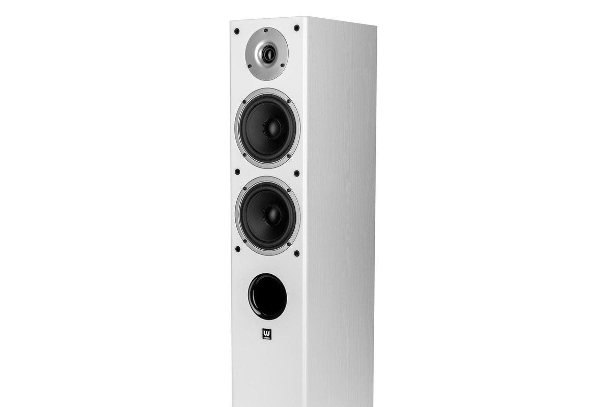 White tower speaker seen from three quarters, with tweeter, two drivers and port